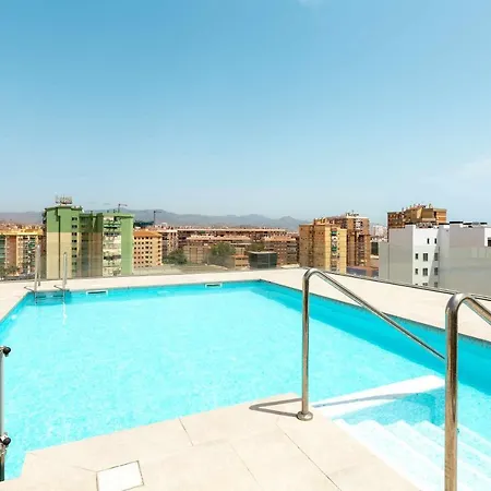 Cosmopolitan & Apartment Malaga